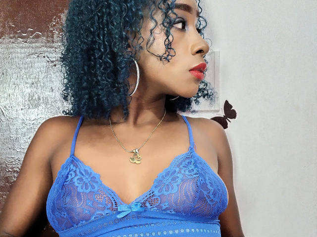 LarissaWilson - Live porn &amp; sex cam - 12787884