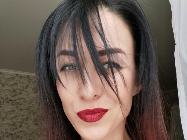 LinaKarozich - Live sex cam - 12790184