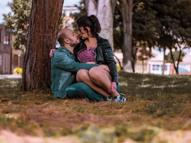 AngelaEtTyler - Sexe cam en vivo - 12812116