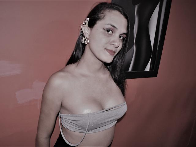 Shemie69 - Live porn &amp; sex cam - 12818076