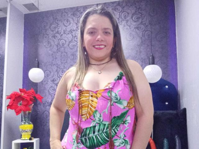 BiancaWild - Live sex cam - 12827348