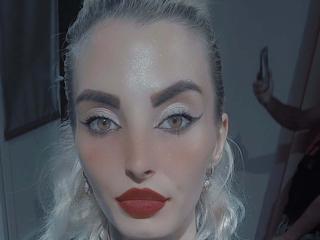 SkinnyBodyXX - Live porn &amp;amp; sex cam - 12831700