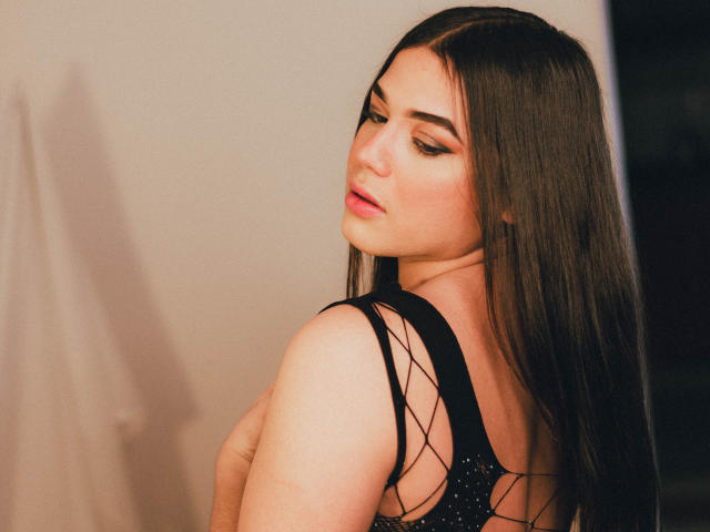 GeraldineWayne - Live porn &amp; sex cam - 12832704