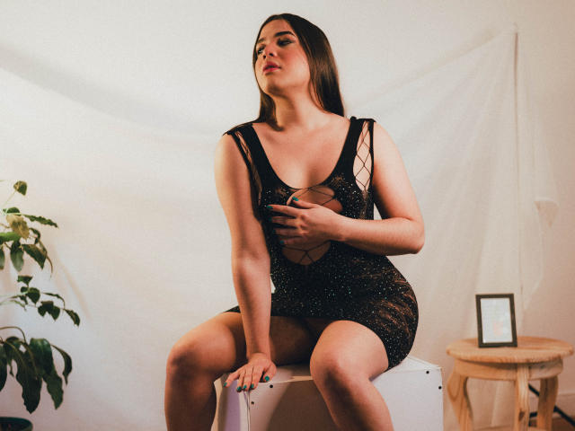 GeraldineWayne - Live porn &amp; sex cam - 12832748