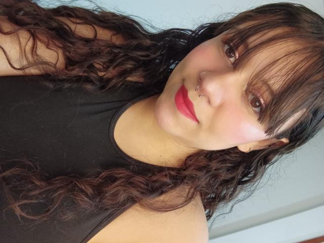 KrisGarner - Porno na żywo i seks kamera - 12853500