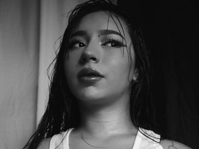 MiaSuarez - Sexe cam en vivo - 12855704