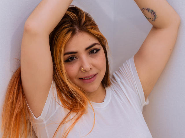 ValeryCorrea - ライブポルノ&amp;セックスカム - 12856892