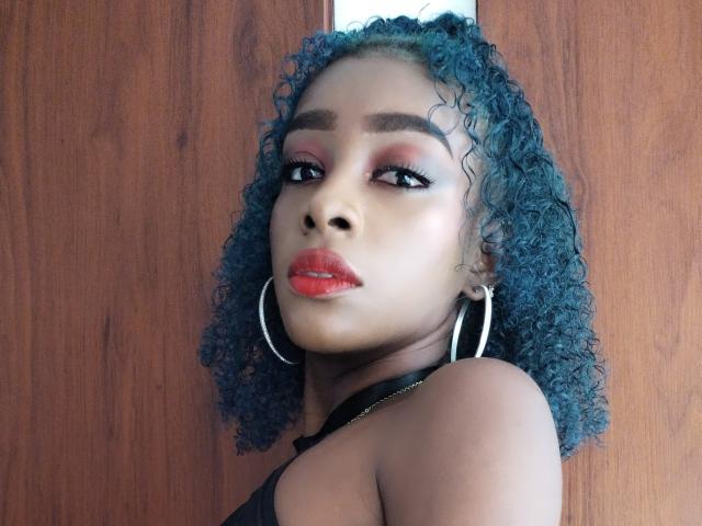 LarissaWilson - Live porn &amp; sex cam - 12857676