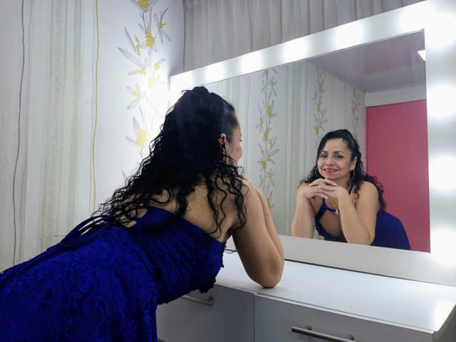 monicarose23 - Sexe cam en vivo - 12858172