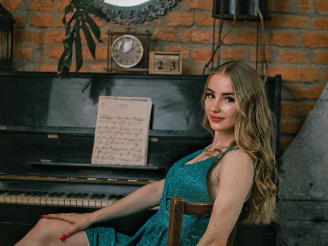 GynBerry - Live Sex Cam - 12862916