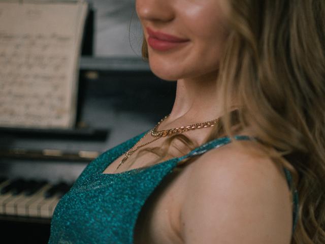 GynBerry - Live sexe cam - 12863080