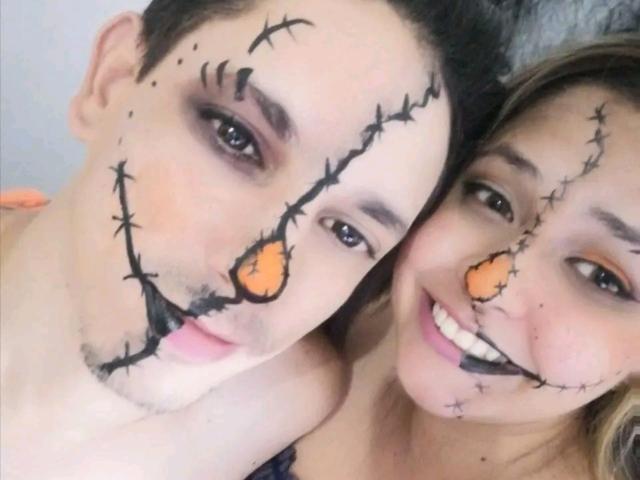 MikeAndLola - Live sexe cam - 12884816
