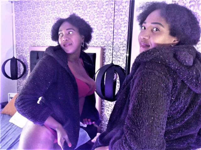 CorallHotty - Live Sex Cam - 12885428