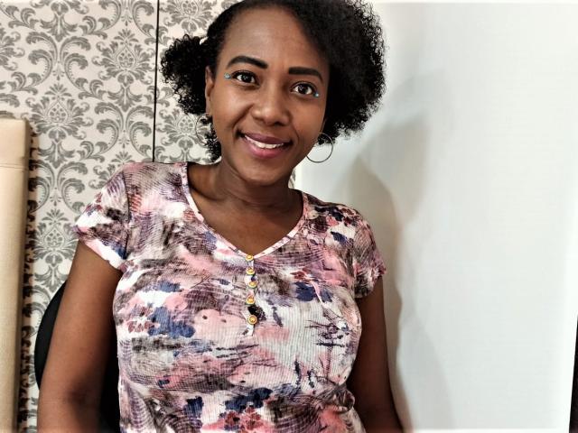 CorallHotty - פורנו בשידור חי ומצלמת סקס - 12892812