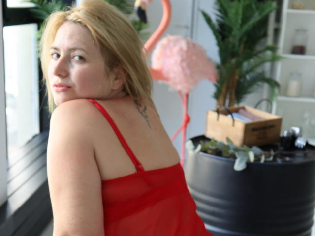 EvieHillton - Sexe cam en vivo - 12907376