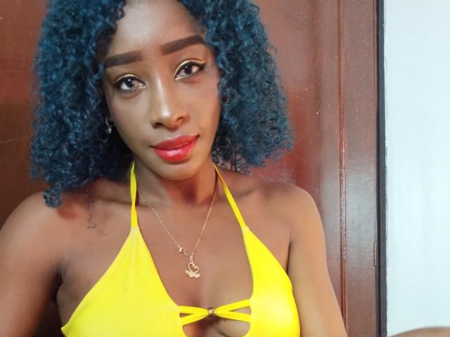 LarissaWilson - Sexe cam en vivo - 12908592