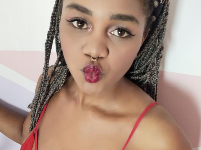 AvaVernacci - Live sex cam - 12908732