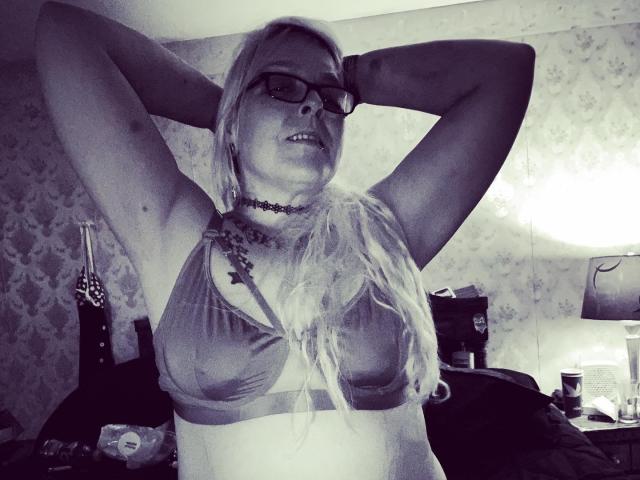 VixenKristelle - Live sex cam - 12926168