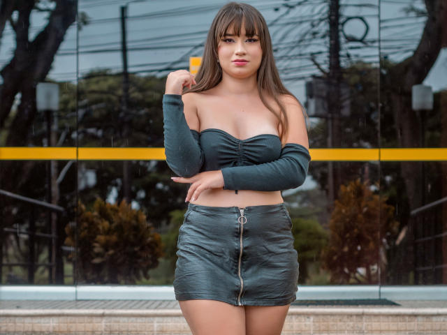 IsabelDarcy - Live sex cam - 12927732