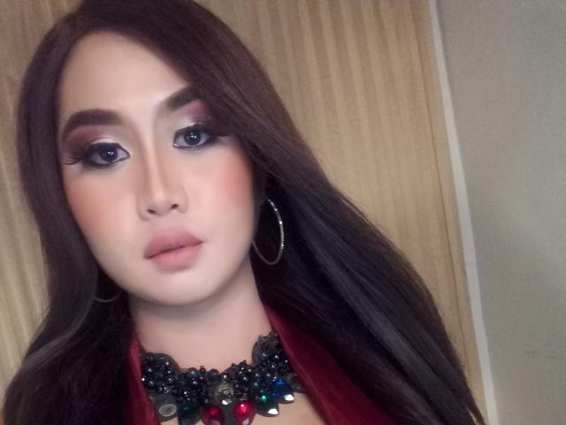 MajesticTransCummer - сексуальная веб-камера в реальном времени - 12932412