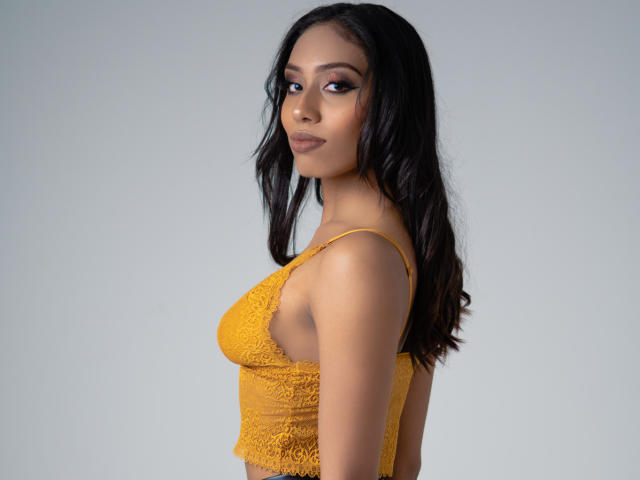 TharaGeorgee - Live porn &amp; sex cam - 12957992