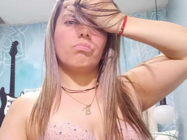 BiancaWild - Live sexe cam - 12962312