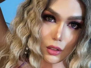 xHornySelfsuckerTS - Live porn &amp; sex cam - 12970620