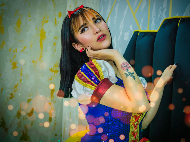 LindaWatsong - Live sex cam - 12974528