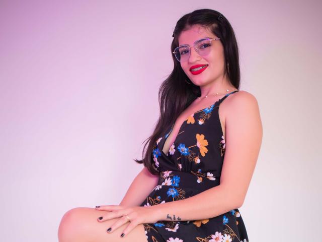 SharlotteBluee - Live sexe cam - 12976216