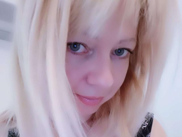 AnnaApril - Sexe cam en vivo - 12976428