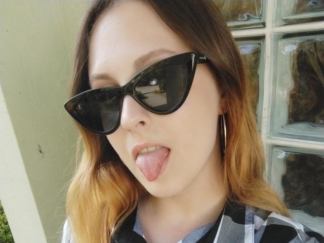 VivianAddie - Live porn &amp; sex cam - 12982036