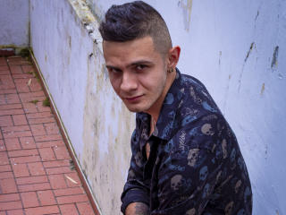 VladimirWolf - Live Sex Cam - 12987448