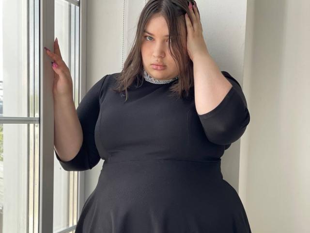 SnowWhiteBriana - Live sex cam - 13006108