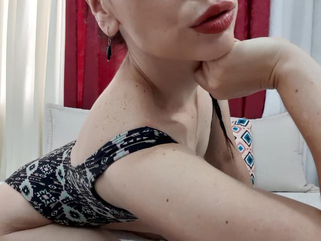 AliceRossi - Live sex cam - 13008916