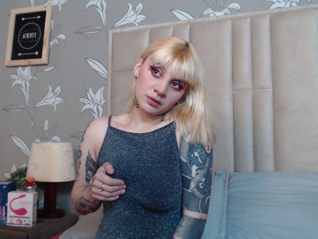 ZaraThompson - Sexe cam en vivo - 13020344