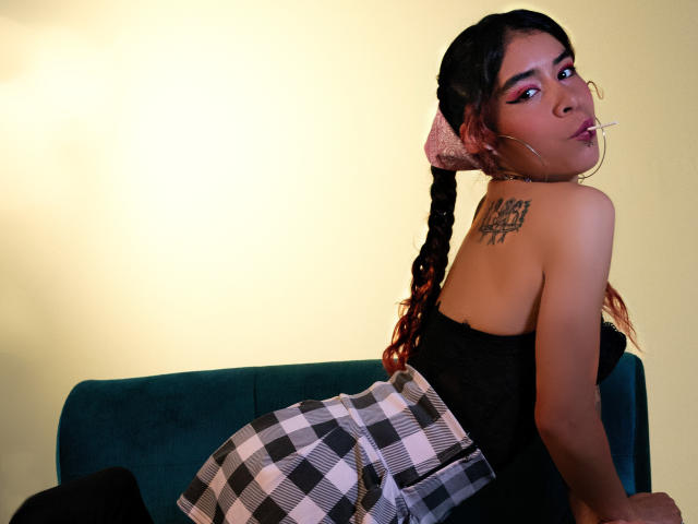 CelineHillys - Live porn &amp; sex cam - 13021180