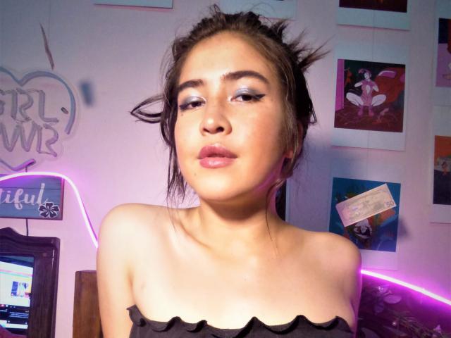 NicolettJoy - Live sex cam - 13021352