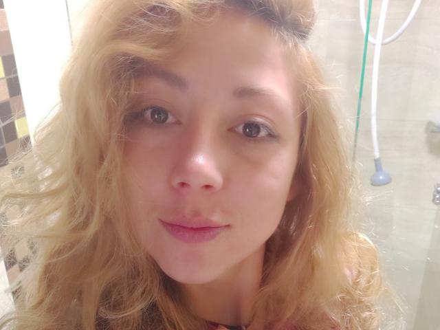 KhrystineBrulant - Sexe cam en vivo - 13021848