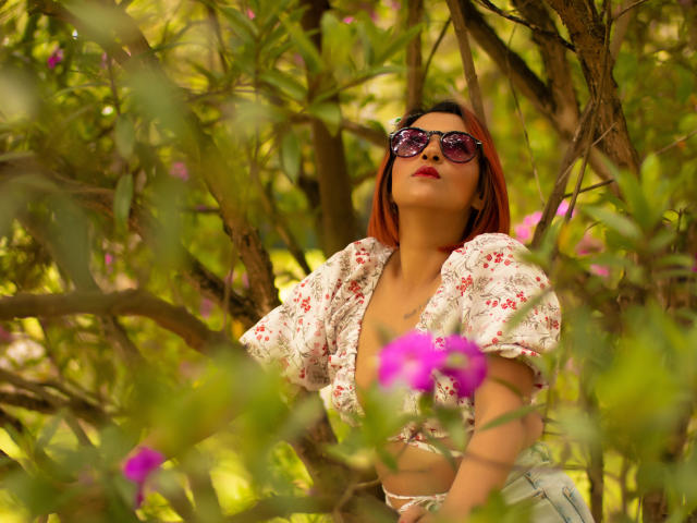 AlyssaSummers - Live porn &amp; sex cam - 13023104