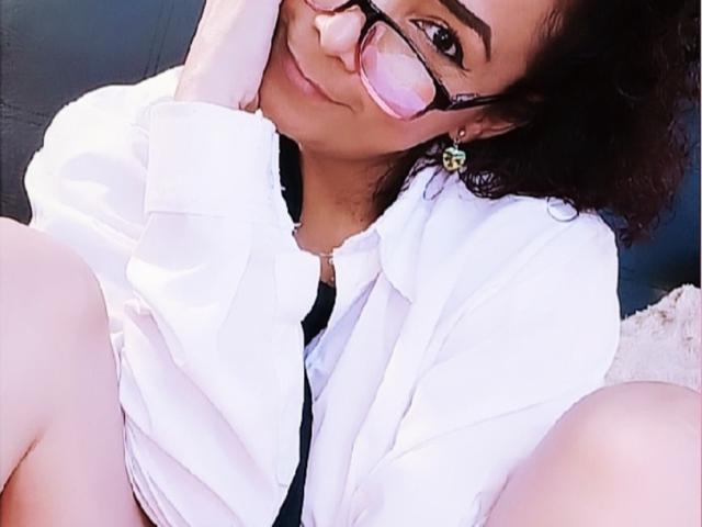 AmberDemons - פורנו בשידור חי ומצלמת סקס - 13028804