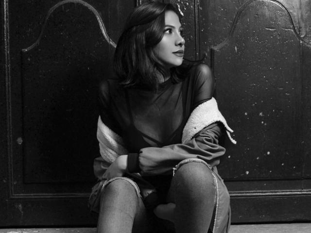 ImAknaa - сексуальная веб-камера в реальном времени - 13038508