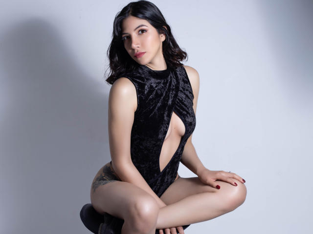 ImAknaa - сексуальная веб-камера в реальном времени - 13039296