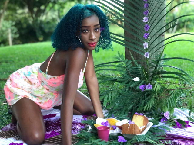 LarissaWilson - Live porn &amp; sex cam - 13043500