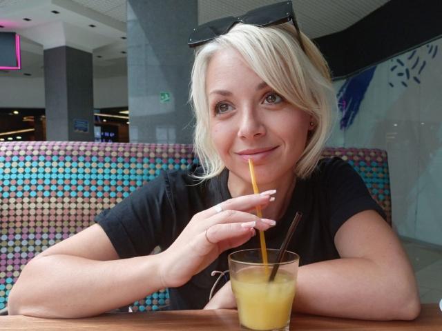 GloriaSinsser - Sexe cam en vivo - 13053800