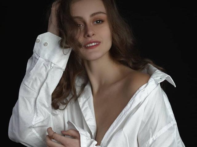 AlesyaDrons - Camera khiêu dâm &amp; quyến rũ trực tiếp - 13056876