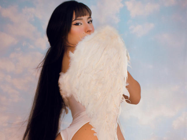 MiaSuarez - Live porn &amp; sex cam - 13070700