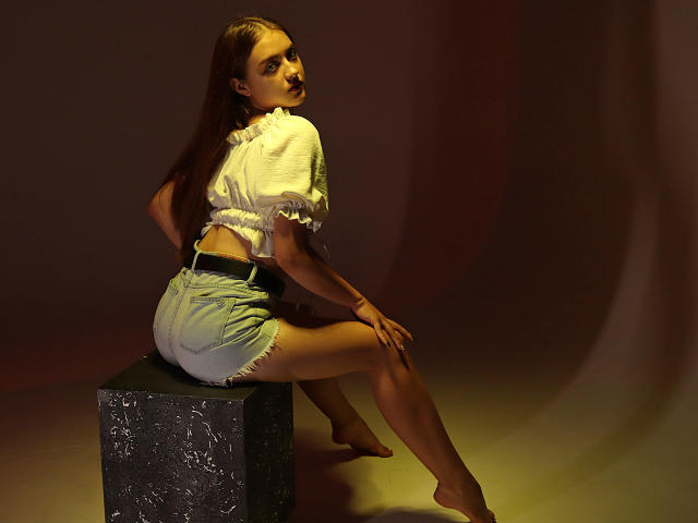 AdeleCharmy - Live porn &amp; sex cam - 13075272