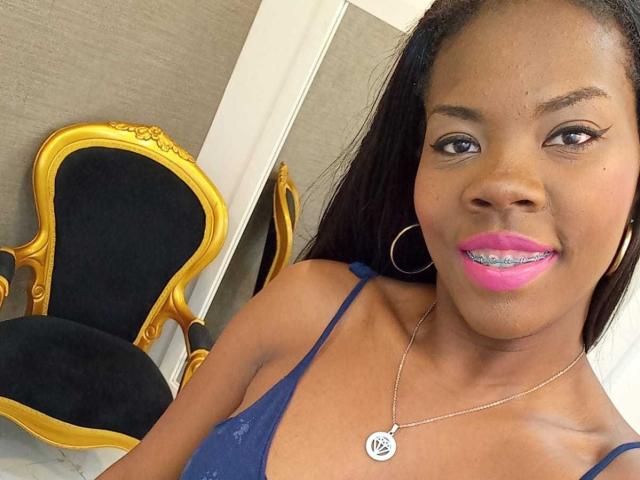 EbonyYulia - ライブポルノ&amp;セックスカム - 13085364
