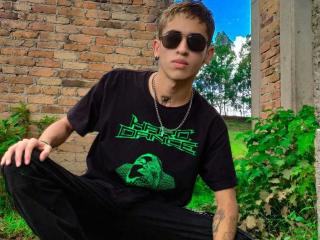 Giorgian - Live porn &amp; sex cam - 13091144