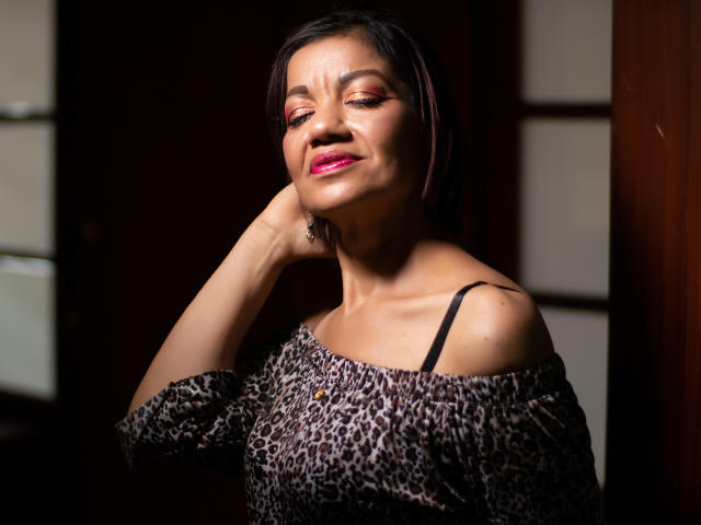 SamiraStone - Live porn &amp; sex cam - 13105344